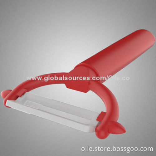 Ceramic blade vegetable/fruit peeler